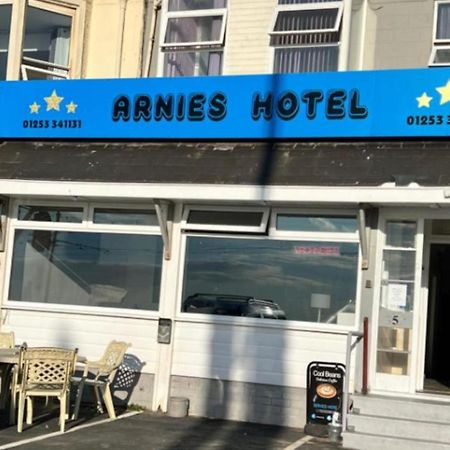 Arnies Hotel Blackpool Exteriör bild