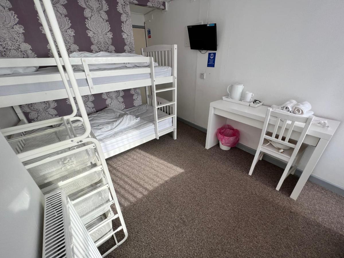 Arnies Hotel Blackpool Exteriör bild