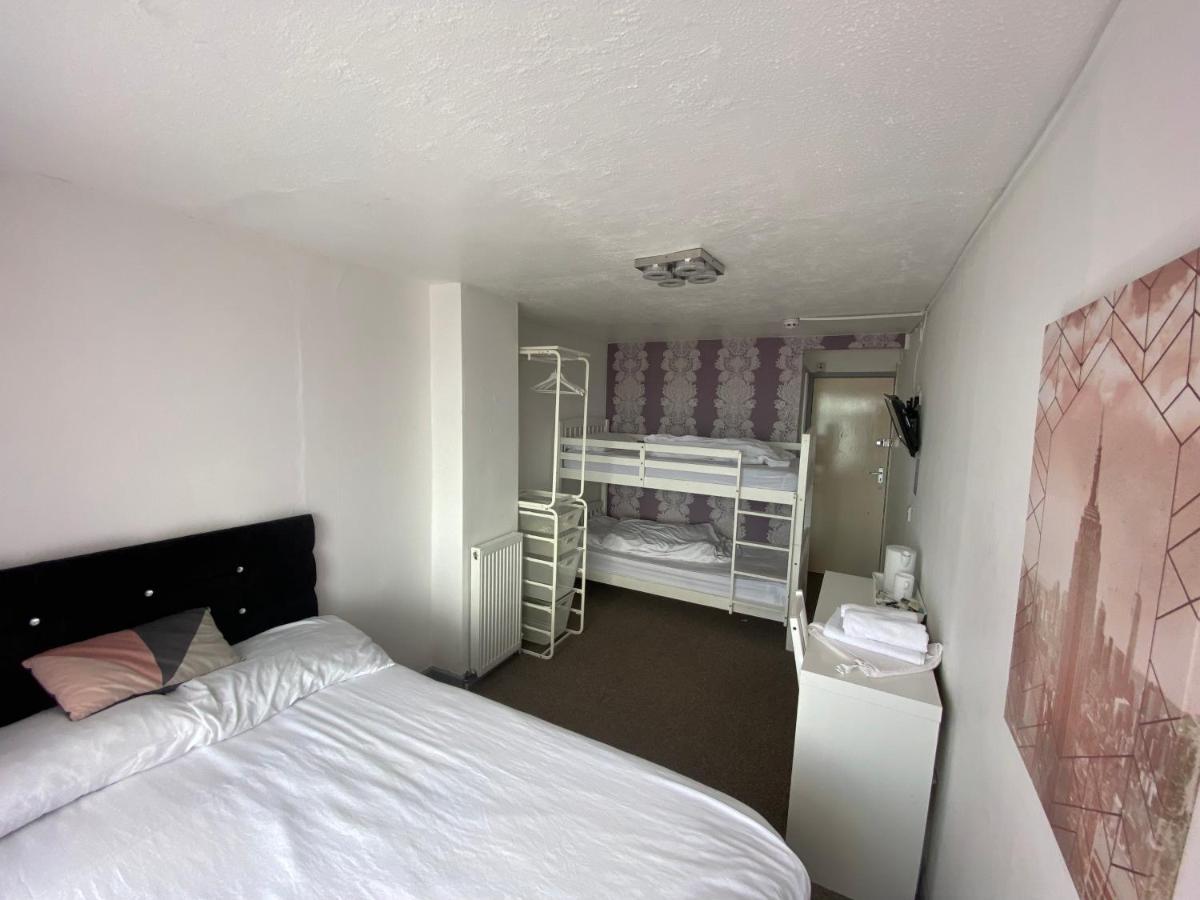 Arnies Hotel Blackpool Exteriör bild