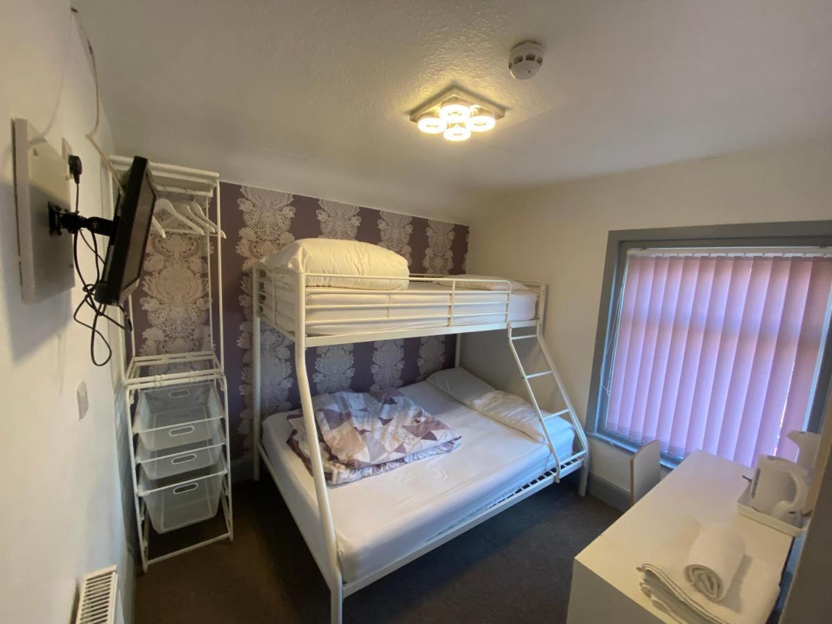 Arnies Hotel Blackpool Exteriör bild