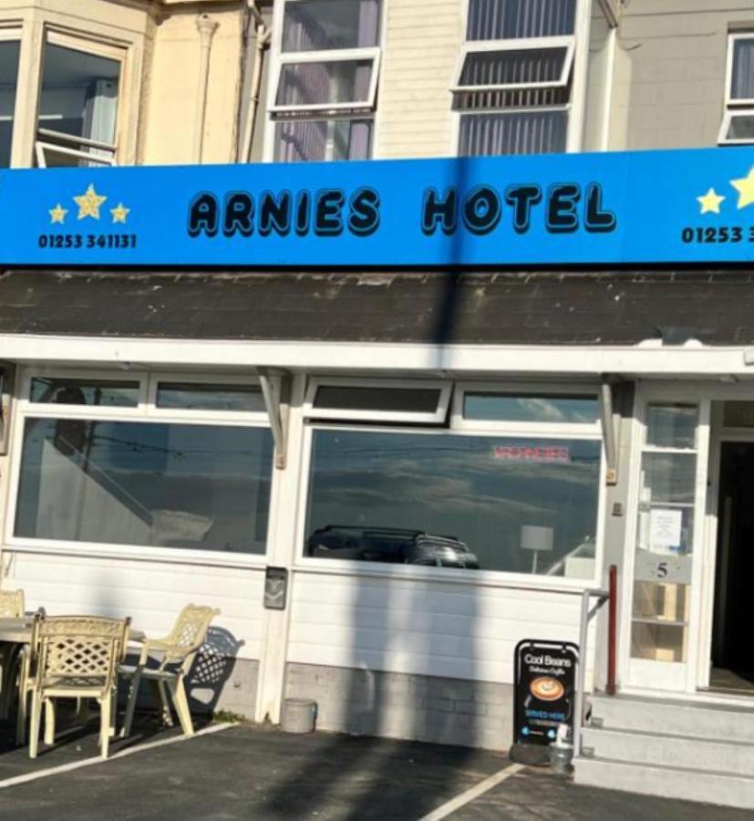 Arnies Hotel Blackpool Exteriör bild